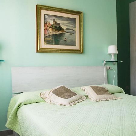 Golfo Dei Poeti Bed and Breakfast Lerici Exteriör bild